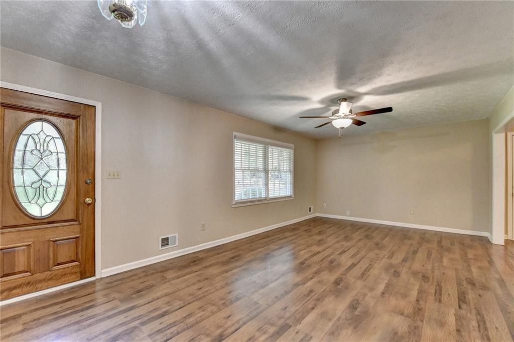 2414 Robin Hood Place