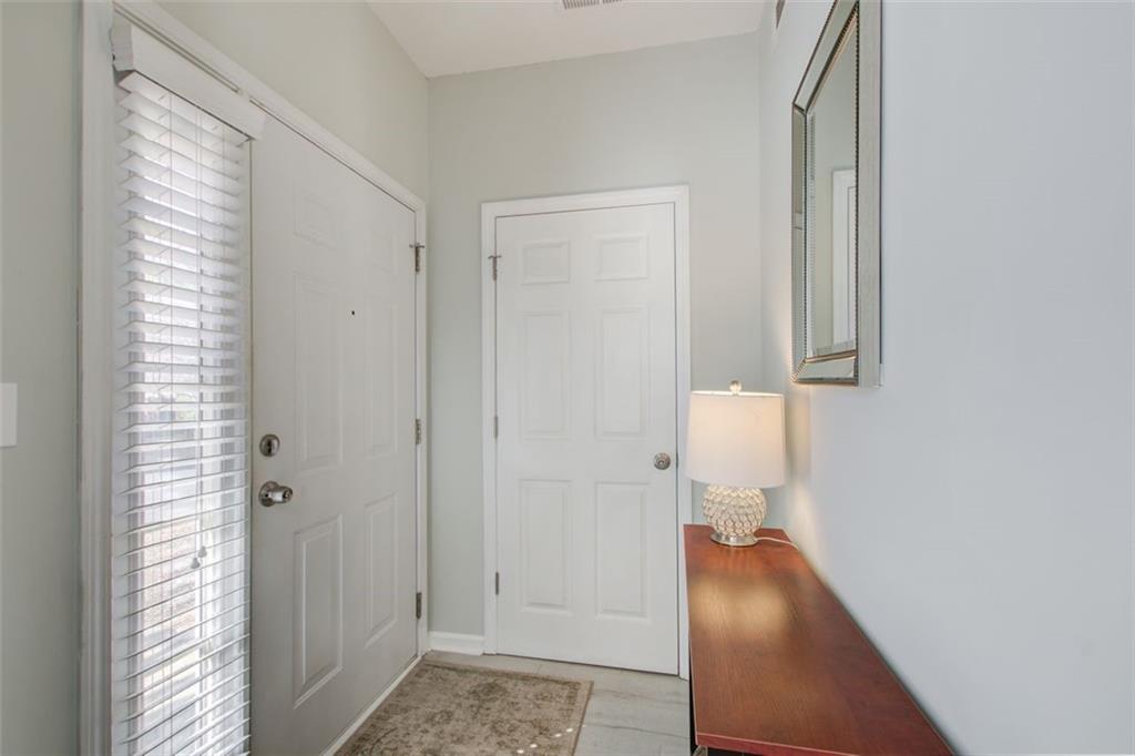 6020 Woodland Lane, Alpharetta, Georgia image 4