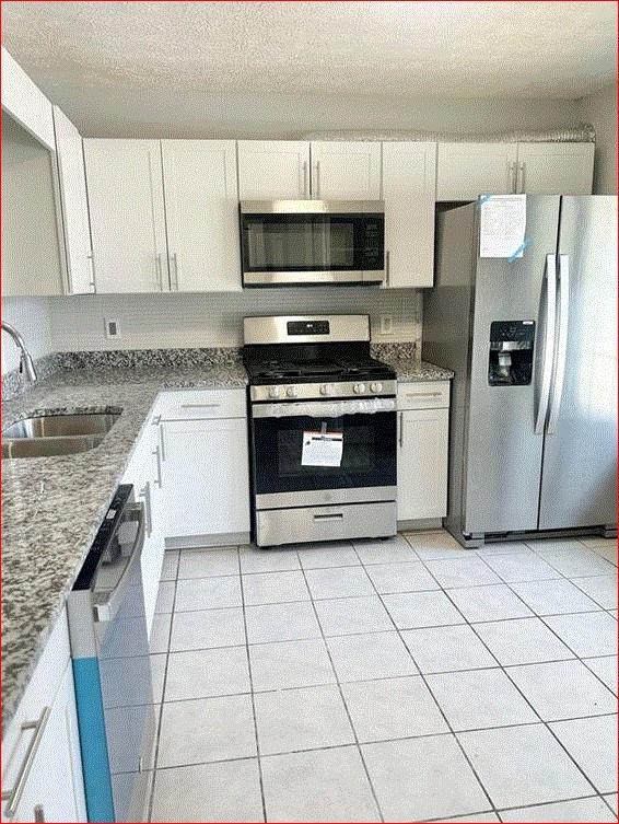 1021 Thornwoode Lane