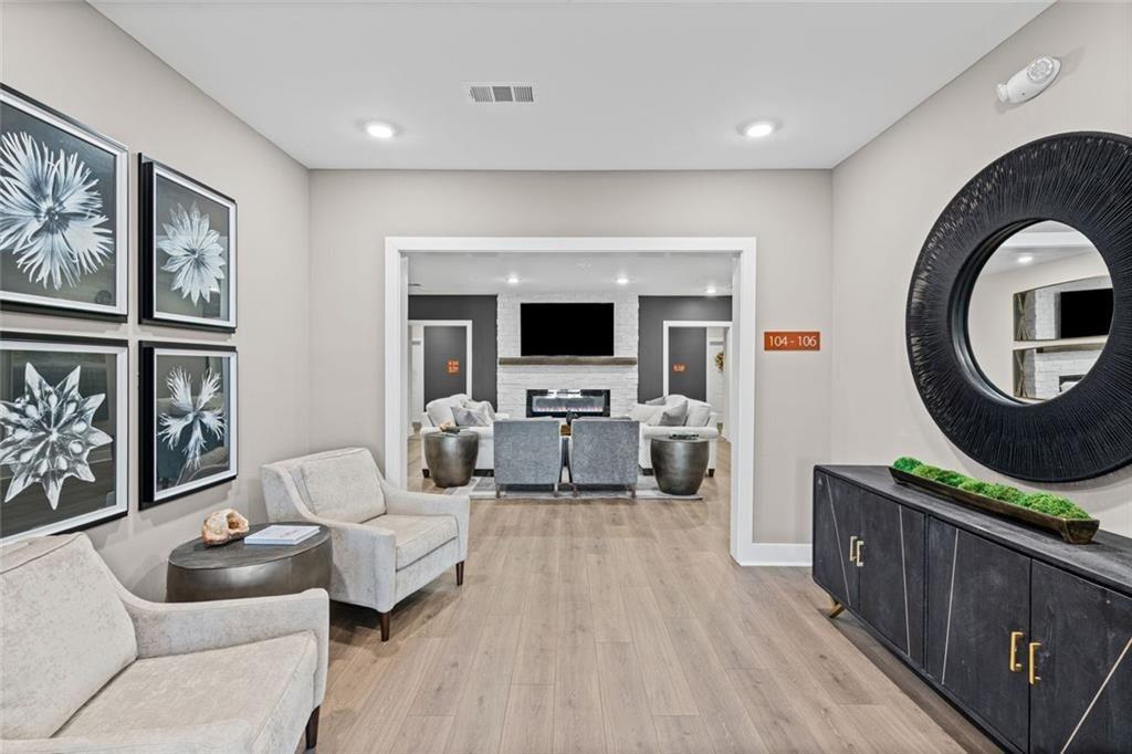 3211 Orwell Way 4201