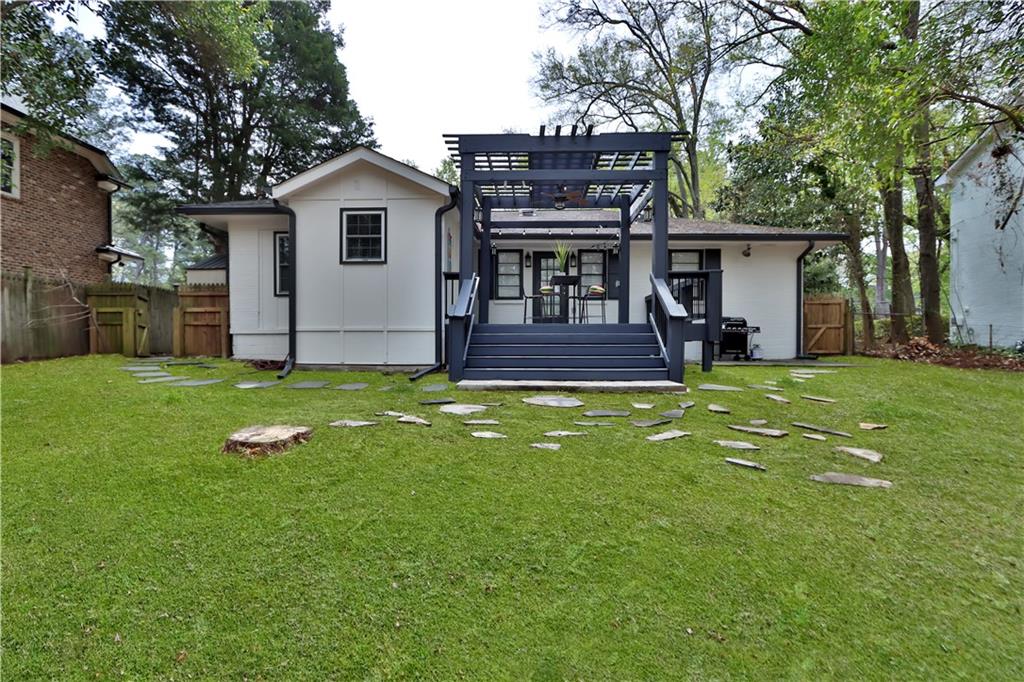 3352 Mathieson Drive NE