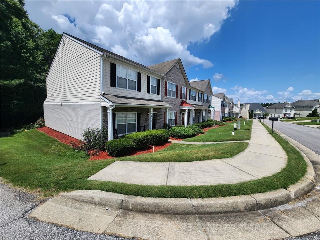 4217 Legacy Square