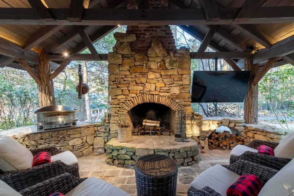 Sandy Springs - Residential