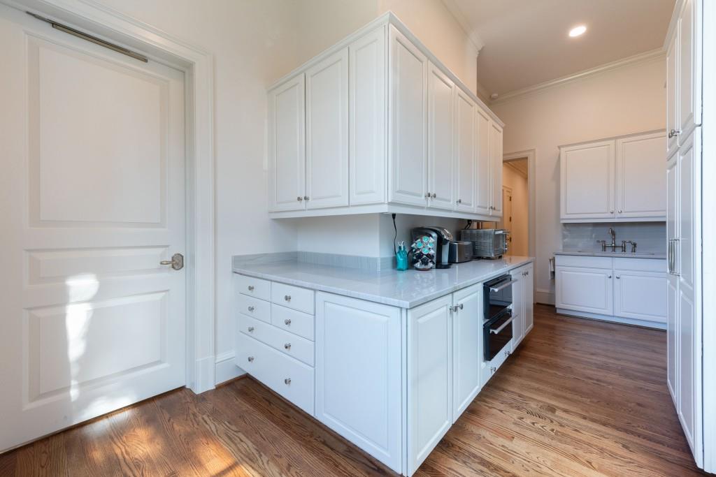 Sandy Springs - Residential