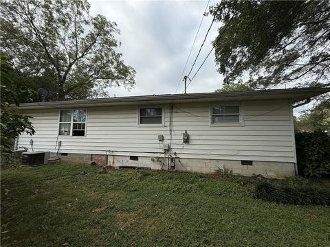 A home in Lindale