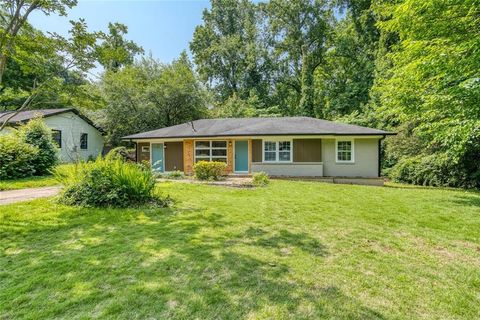 Photo of 2935 Catalina Drive, Decatur, GA 30032 (MLS # 7681621)