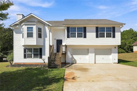 Homes For Sale - 90 Green Commons Drive<br/> Covington, GA 30016