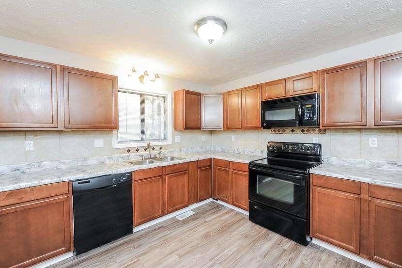 4391 Sandy Plains Road