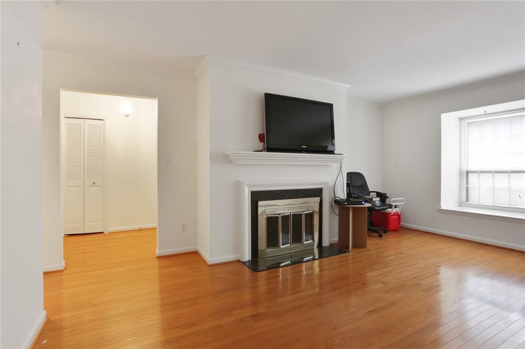 Cross Creek - Residential Income