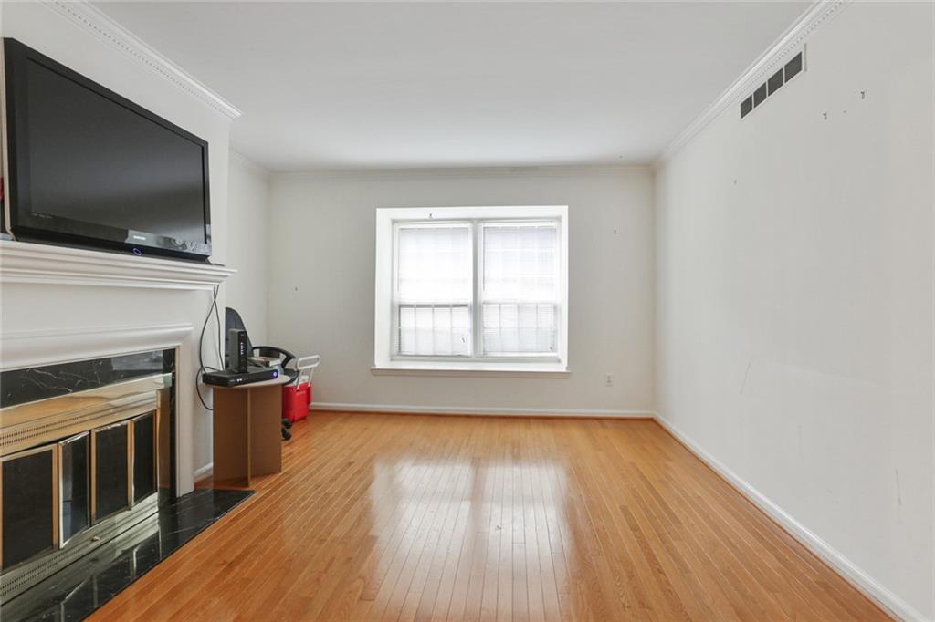 Cross Creek - Residential Income