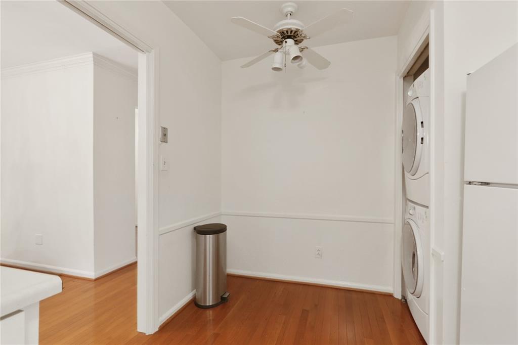 Cross Creek - Residential Income