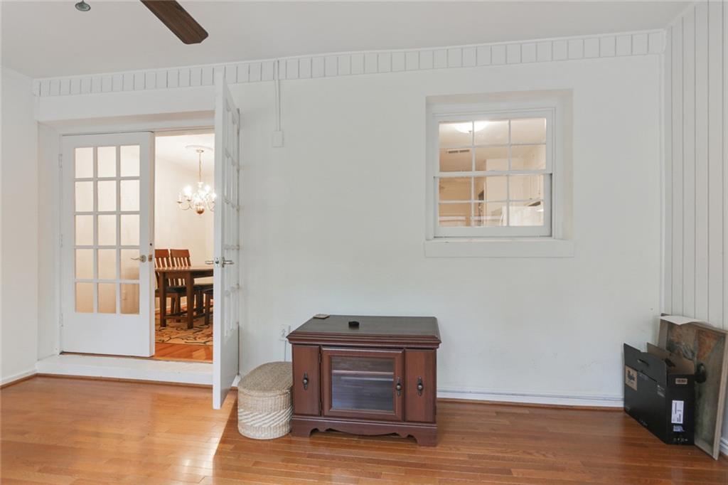 Cross Creek - Residential Income