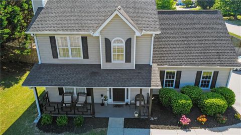 Homes For Sale - 4001 Morning Dove Court<br/> Loganville, GA 30052