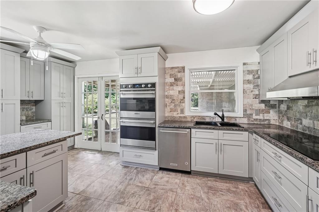 1378 Breezy Circle