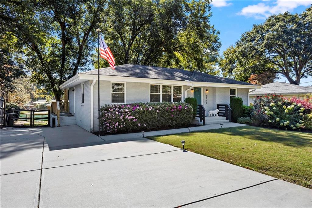 1016 Magnolia Drive SE
