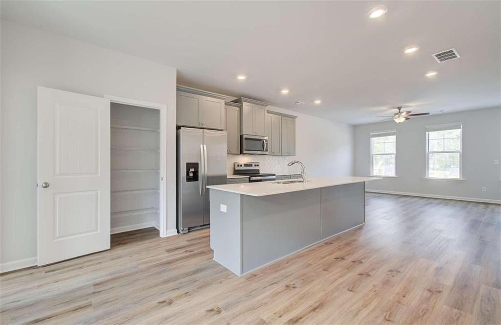3135 Washburn Street, Atlanta, Georgia image 11