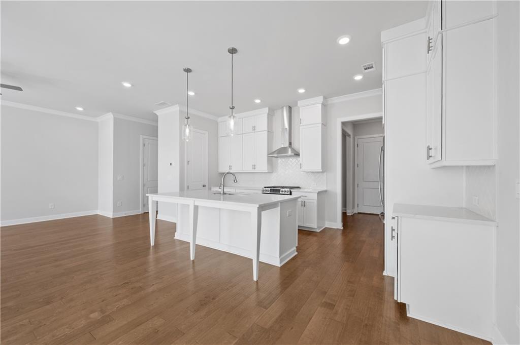 637 Skytop Drive