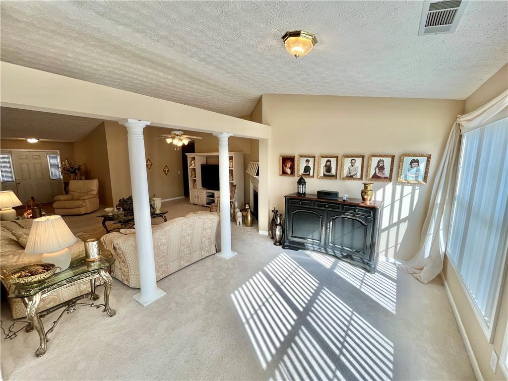 19 Meadow Crest Court