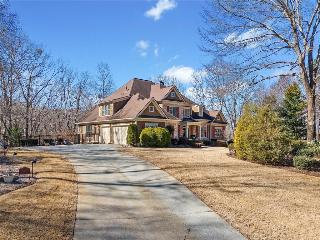 806 Waterford Estates Manor