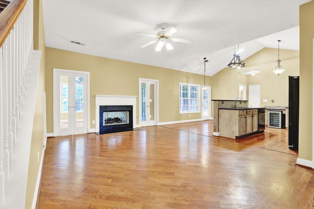 1955 Fairway Close Terrace