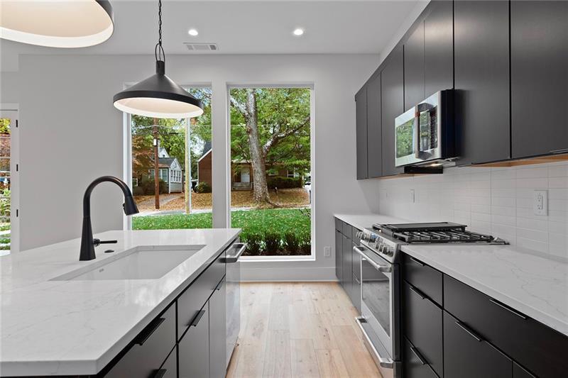 1186A Francis Street, Atlanta, Georgia image 12