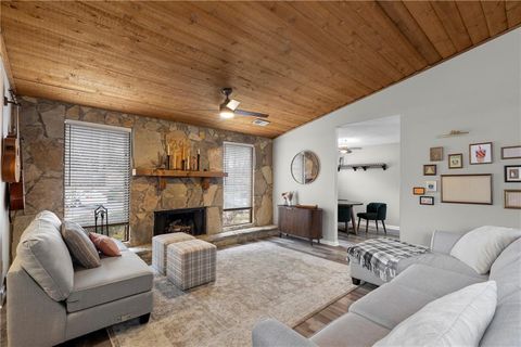 810 Bonnie Glen Drive SE Marietta GA 30067