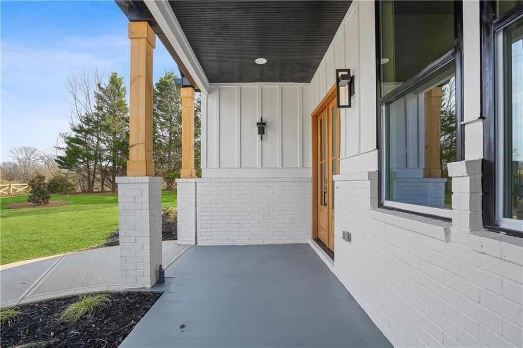 Photo of 113 Skelton Road, Hoschton, GA 30548 (MLS # 7704327)