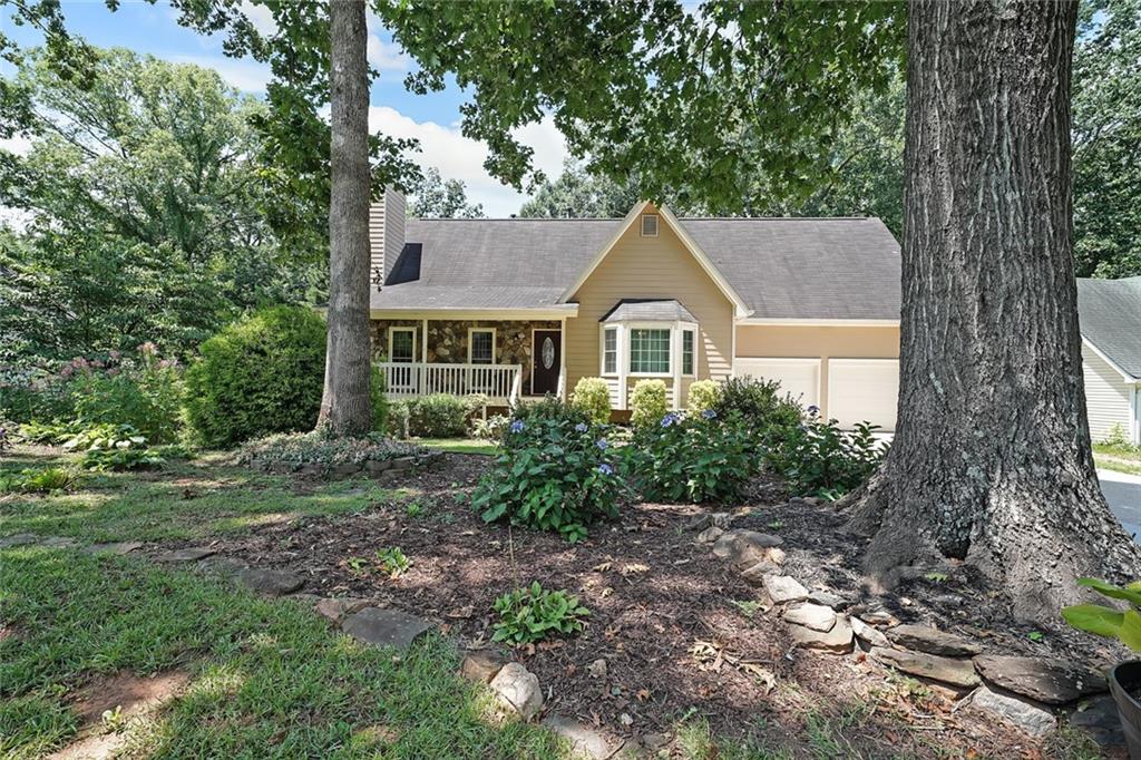 1960 Fernwood Drive