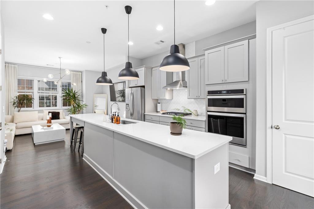 3933 Danube Lane 224