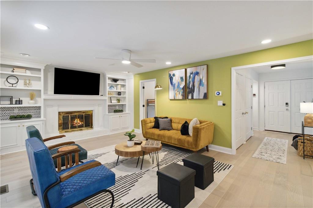 4909 Glenwhite Drive