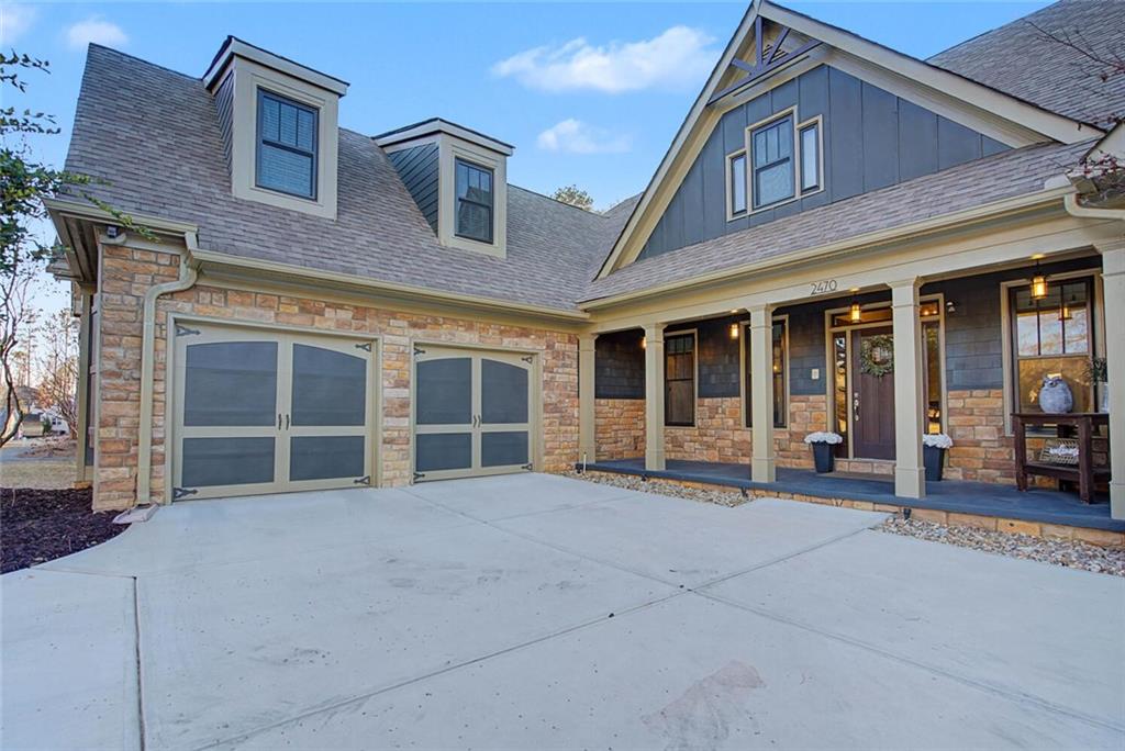 2470 China Berry Lane