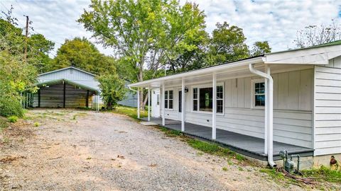 A home in Calhoun