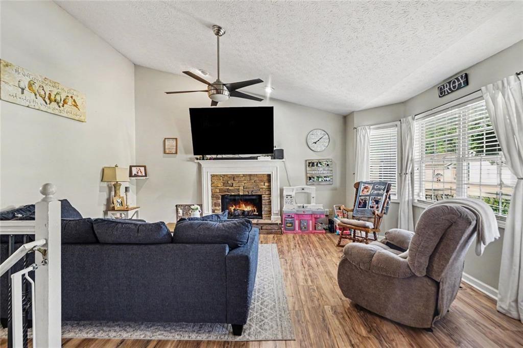 302 Fairview Lane
