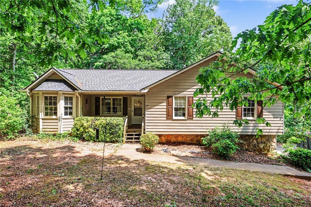 310 White Oak Street