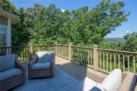 A home in Dawsonville