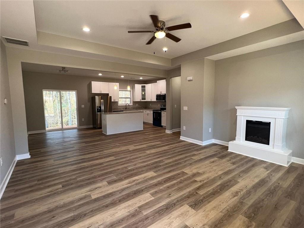 200 Brookwood Xing
