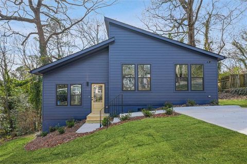 Photo of 1674 Mary George Avenue NW, Atlanta, GA 30318 (MLS # 7782745)