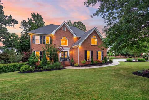Homes For Sale - 1419 Carrington Way<br/> Lawrenceville, GA 30044