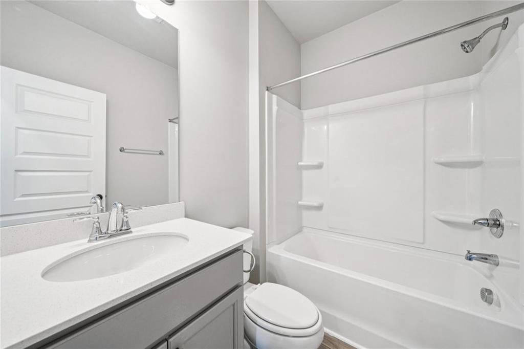 BERKELEY LAKES - Residential