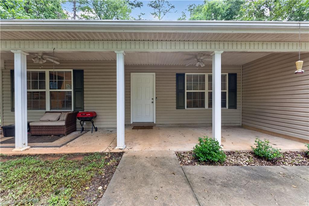 3548 Lakeview Drive