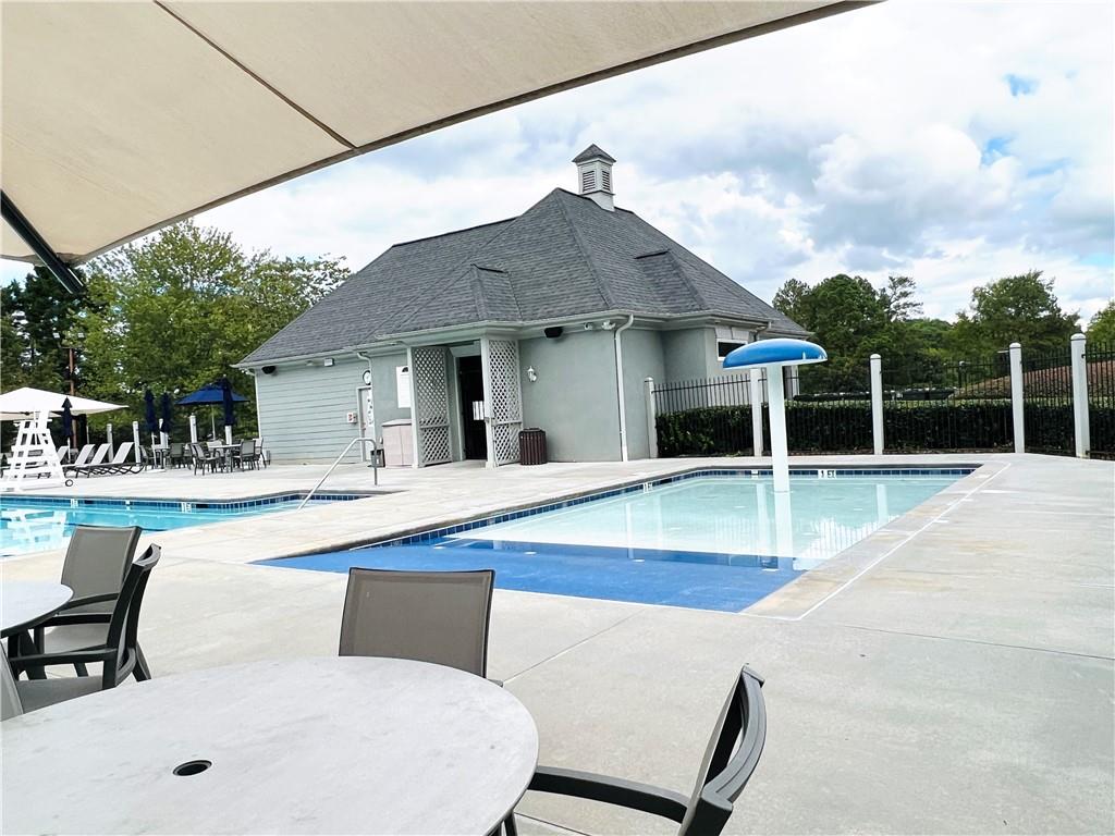 120 CROFTWOOD Court