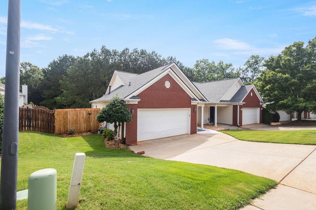 Photo of 21 Stony Oak Drive, Newnan, GA 30263 (MLS # 7704537)