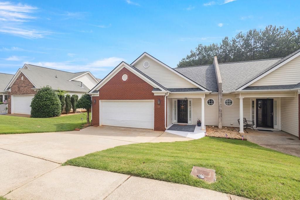 Photo of 21 Stony Oak Drive, Newnan, GA 30263 (MLS # 7704537)