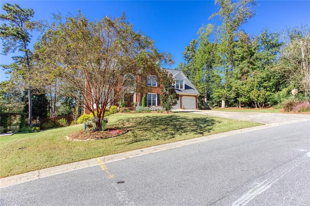 6128 Braidwood Lane NW