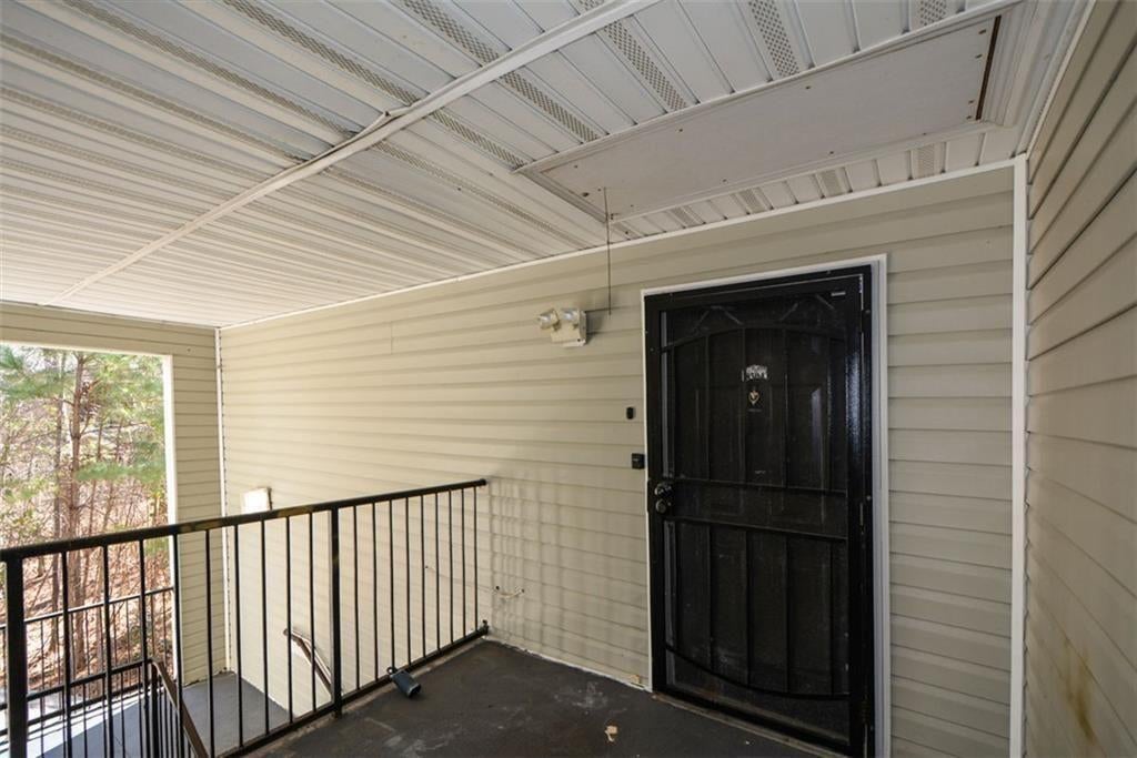 8304 Fairington Village Drive 8304