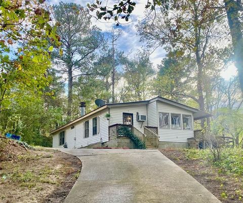 A home in Cartersville