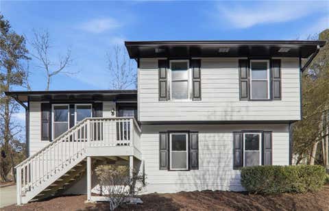 Homes For Sale - 499 Strickland Court<br/> Lawrenceville, GA 30046