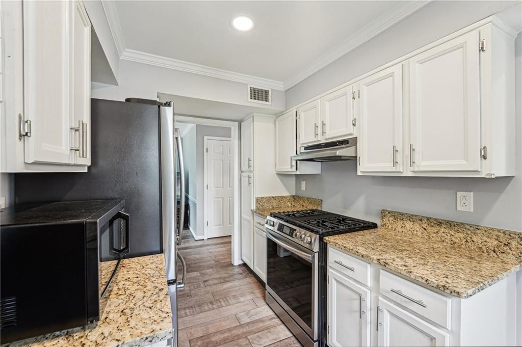 267 Somerlane Place, Avondale Estates, Georgia image 7