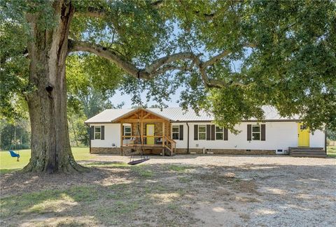 1845 Old Stagecoach Road Carnesville GA 30521