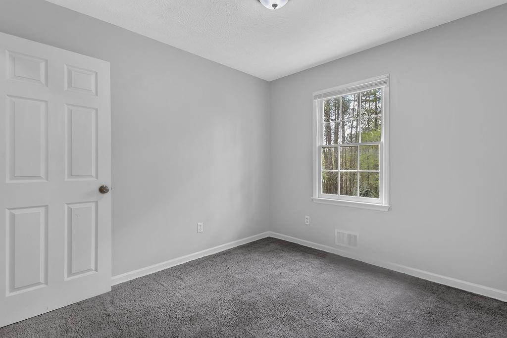 570 Bell Road, Conyers, Georgia image 22